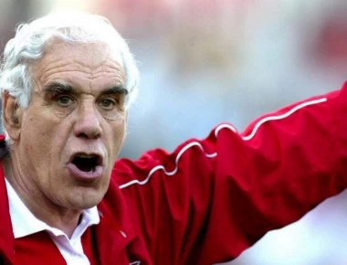 «Ντιμπέι ρε, κολώνεις;» Ο Παππάς απαντά με... Αλέφαντο στη ΝΔ (βίντεο)